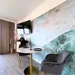 Appartamento New I Great View I 32 Floor I Boxspringbed And Netflix *