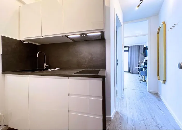 New I Great View I 32 Floor I Boxspringbed And Netflix * اوغسبورغ